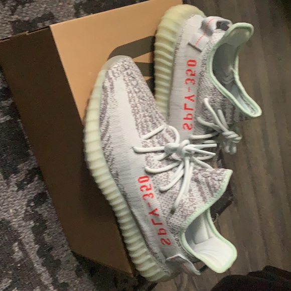 DS YEEZY BLUE TINT 350 - Picture 4 of 9